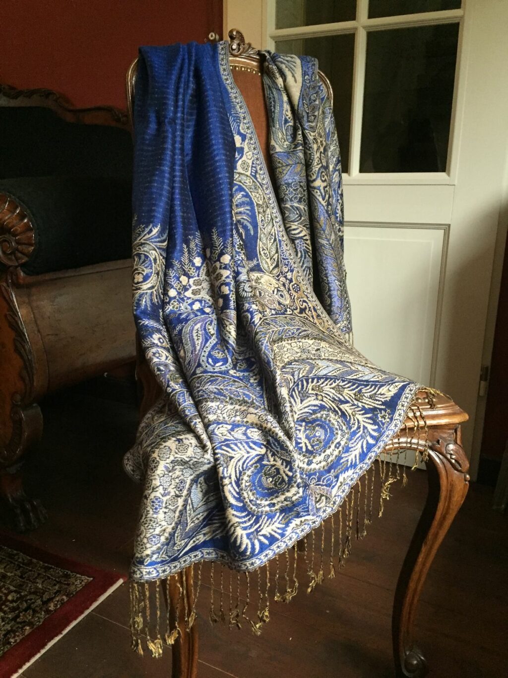 paisley shawl blue